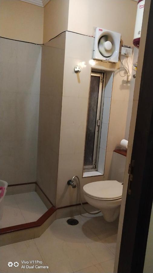 Rass Hotel Kanpur Exteriör bild